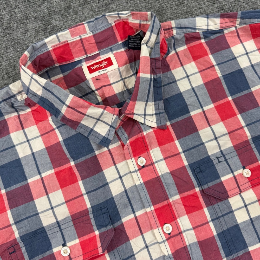 Wrangler Button Down Shirt Size 2XL Red Blue Plaid Short Sleeve Men's 112315599‎